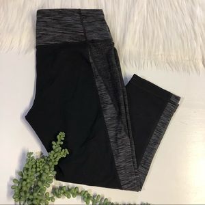 Athleta Crop Leggings | Size Medium